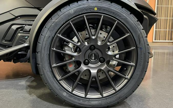 2026 Can-Am® Spyder RT Limited Dark