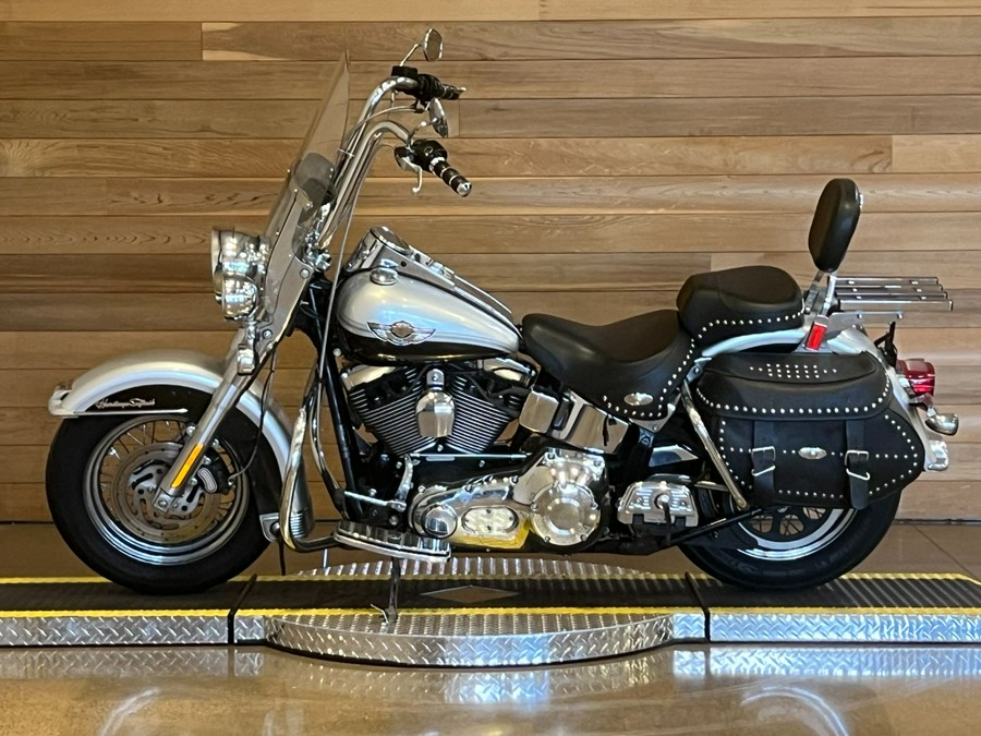 2003 Harley-Davidson FLSTC/FLSTCI Heritage Softail® Classic