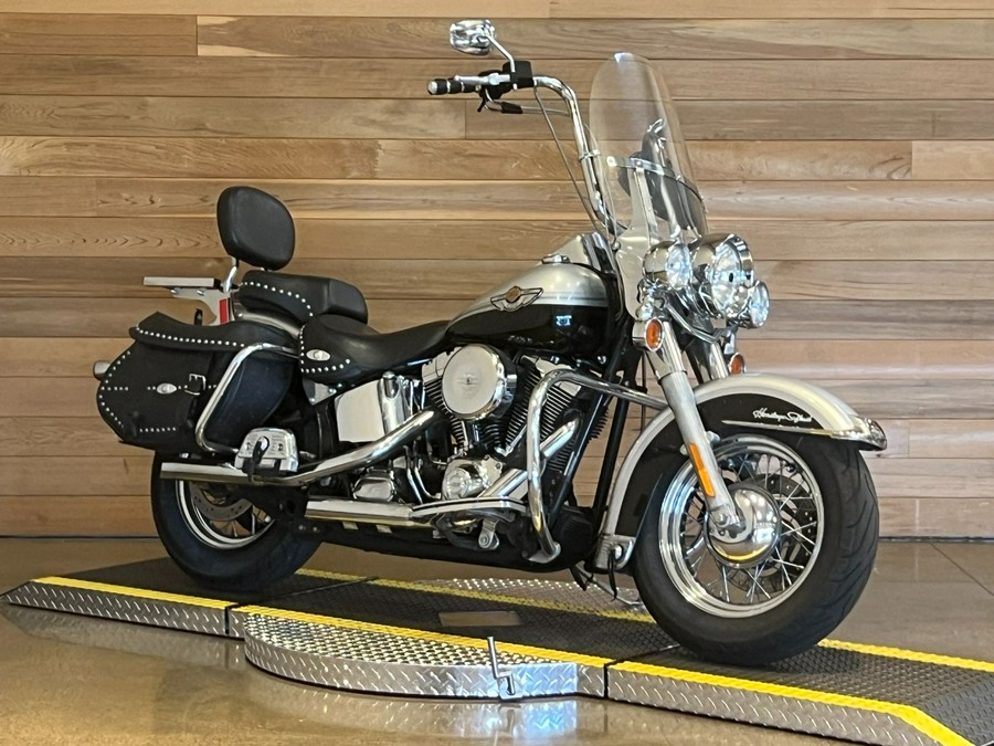 2003 Harley-Davidson FLSTC/FLSTCI Heritage Softail® Classic