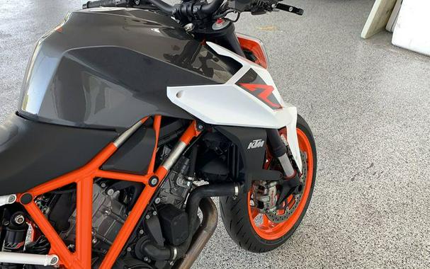 2018 KTM 1290 SUPER DUKE R