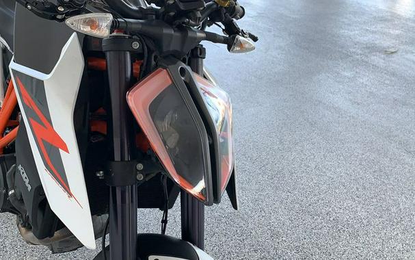 2018 KTM 1290 SUPER DUKE R