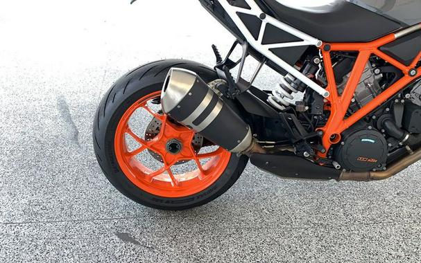 2018 KTM 1290 SUPER DUKE R