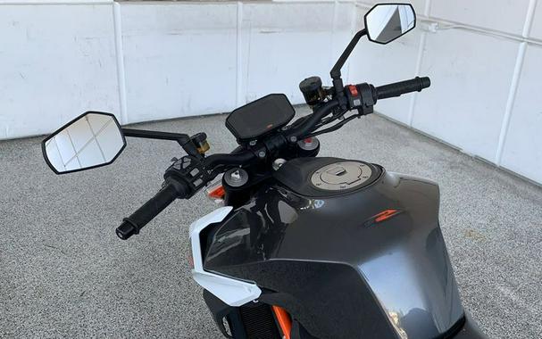 2018 KTM 1290 SUPER DUKE R