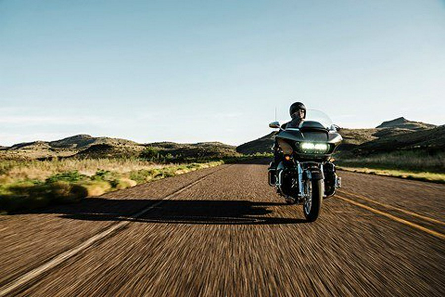 2016 Harley-Davidson CVO™ Road Glide™ Ultra