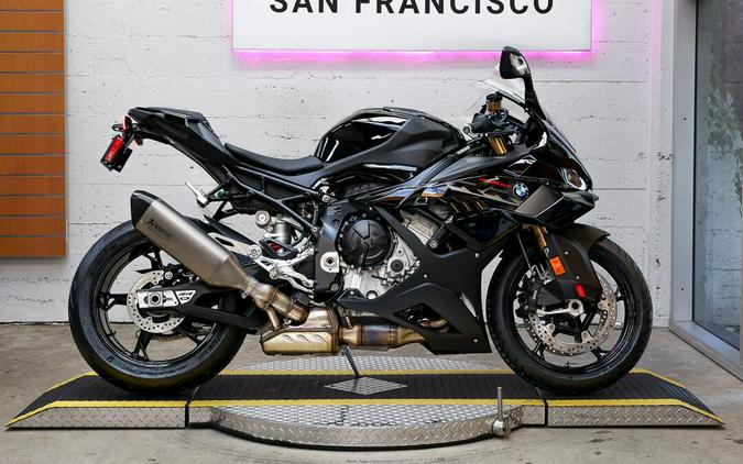 2026 BMW S 1000 RR
