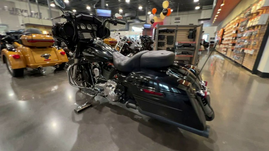 2014 Harley-Davidson Street Glide Special