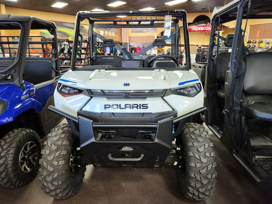 New 2024 POLARIS RANGER XP KINETIC PREMIUM ICY WHITE PEARL