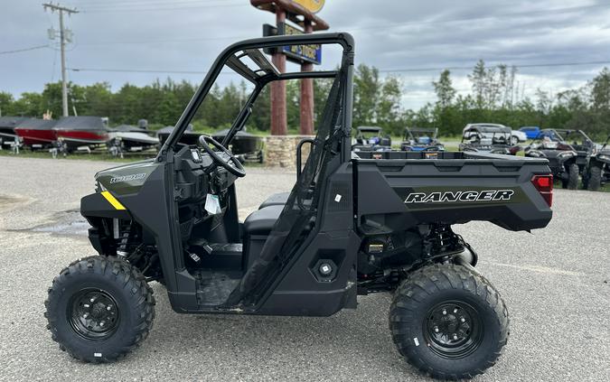 2025 Polaris Ranger® 1000 Base