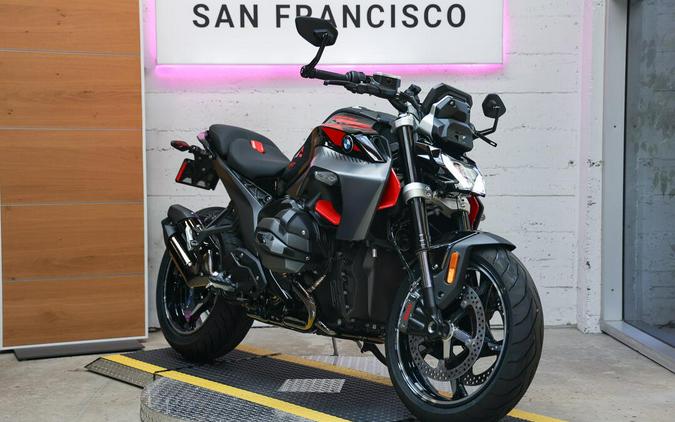 2026 BMW R 1300 R