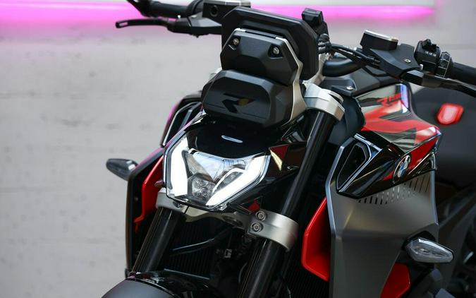2026 BMW R 1300 R