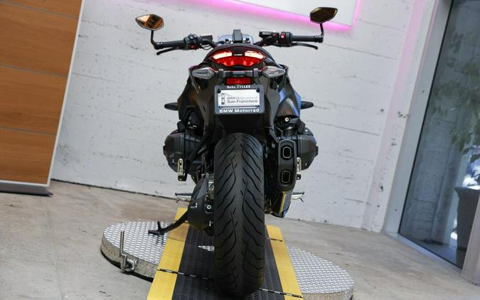 2026 BMW R 1300 R