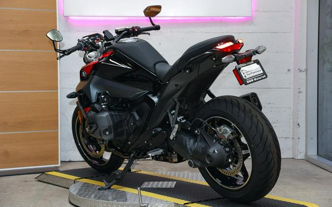 2026 BMW R 1300 R