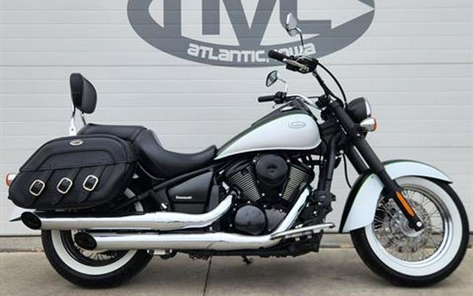 2015 Kawasaki Vulcan® 900 Classic