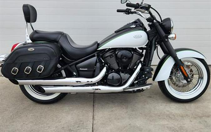 2015 Kawasaki Vulcan® 900 Classic