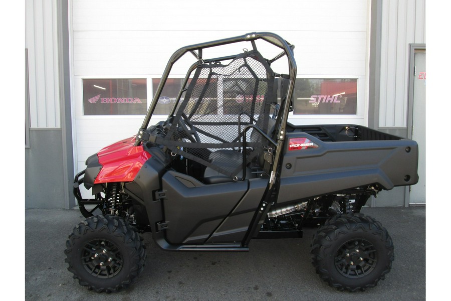 2025 Honda pioneer 700-2 dlx