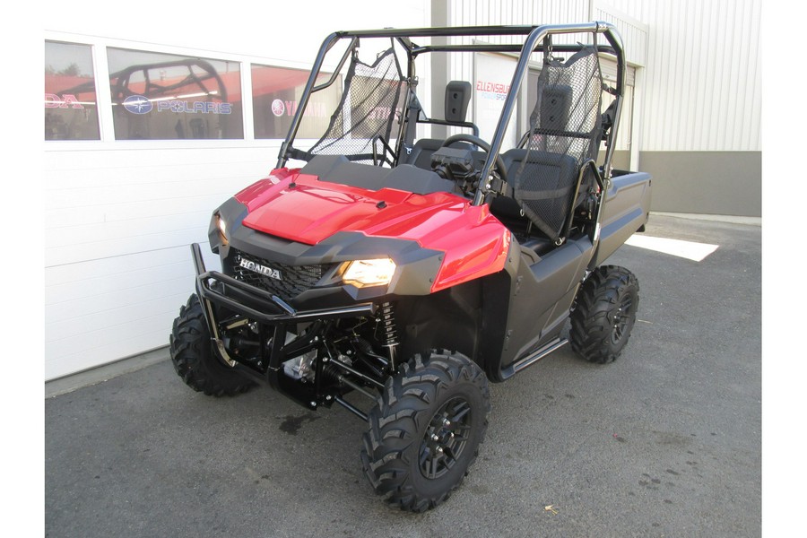 2025 Honda pioneer 700-2 dlx