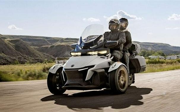 New 2024 Can-Am SPYDER RT LIMITED SEA TO SKY