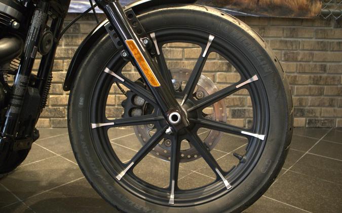 2019 Iron 883™ (XL883N)