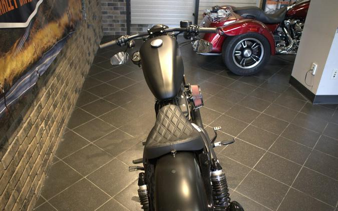 2019 Iron 883™ (XL883N)