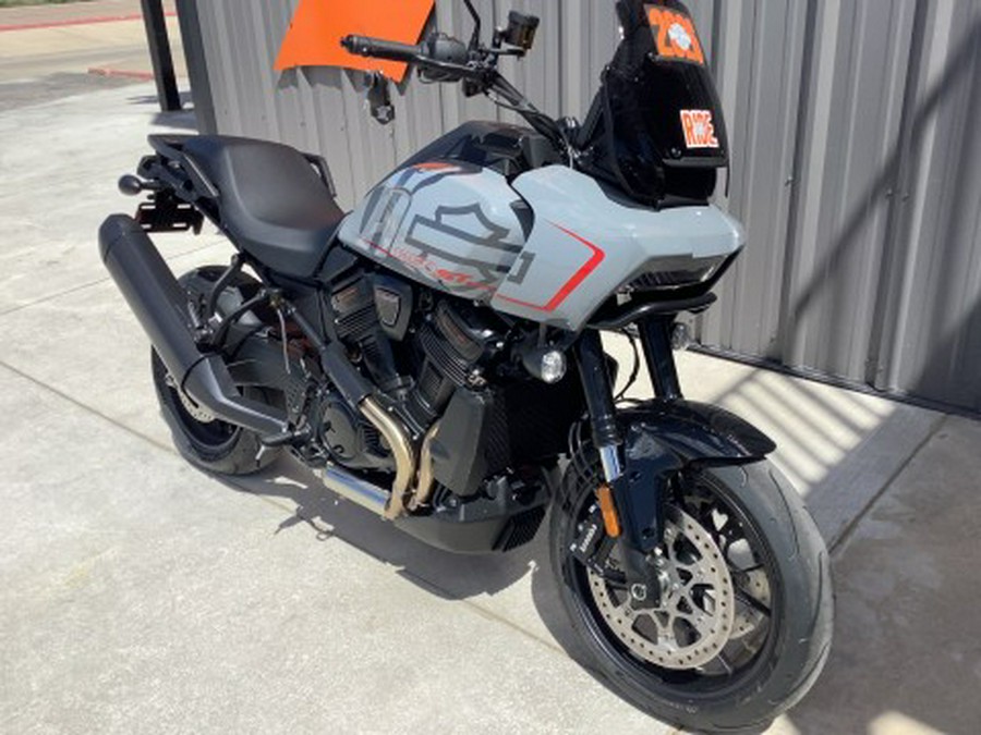 2026 Harley-Davidson Pan America® 1250 ST