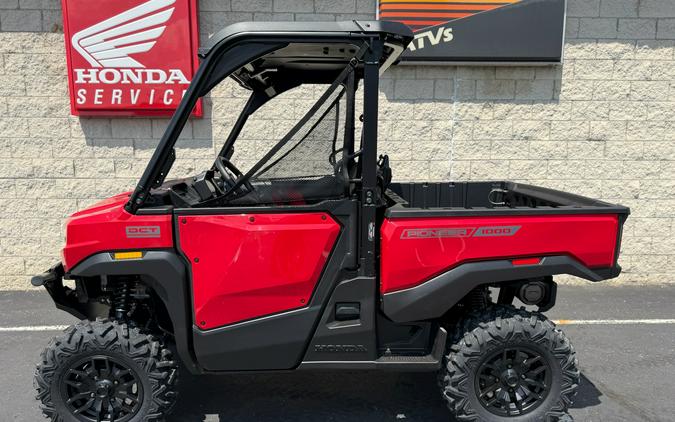 2026 Honda Pioneer 1000 Deluxe