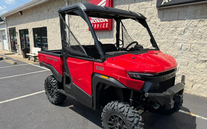 2026 Honda Pioneer 1000 Deluxe