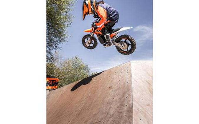 2025 KTM SX-E 2