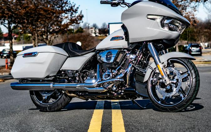 FLTRX 2024 Road Glide™