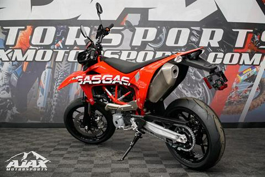 2023 GASGAS SM 700