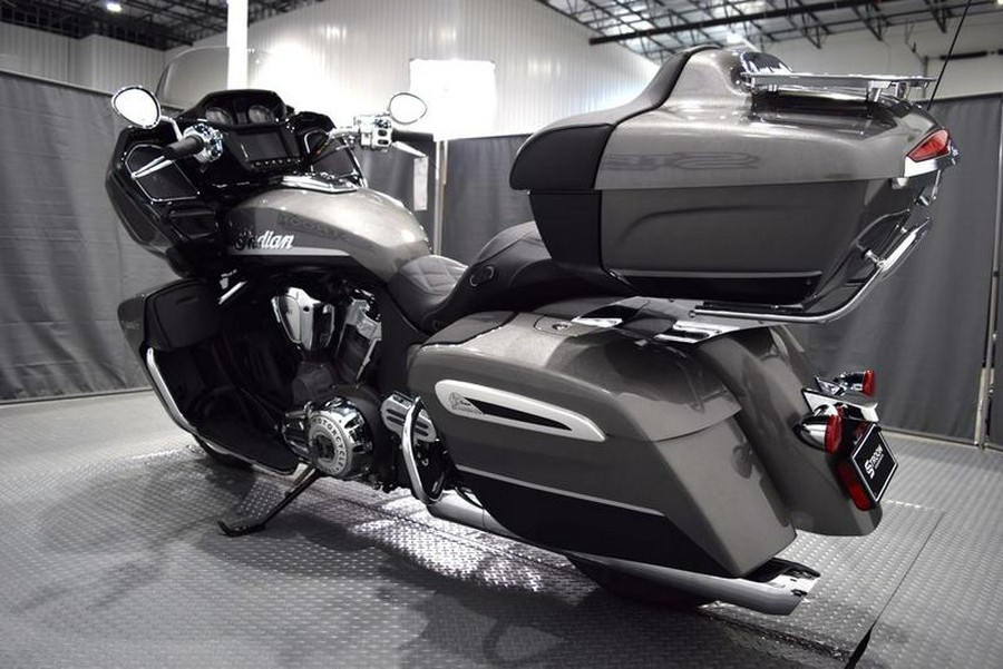 2024 Indian Motorcycle® Pursuit® Limited Titanium/Black Metallic
