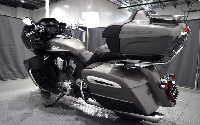 2024 Indian Motorcycle® Pursuit® Limited Titanium/Black Metallic