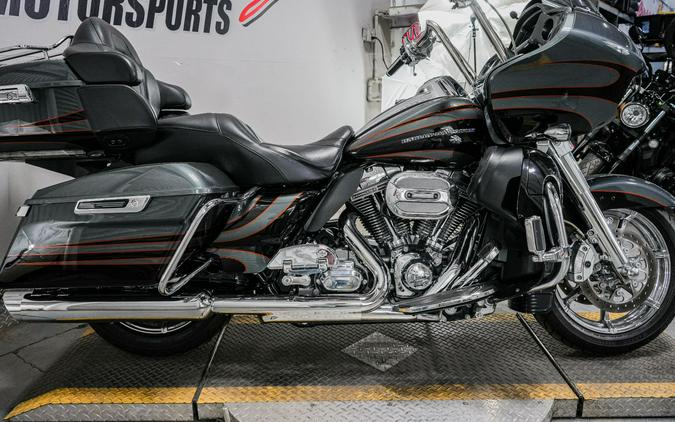 2016 Harley-Davidson CVO™ Road Glide™ Ultra