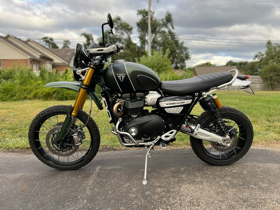 2023 Triumph Scrambler 1200 XE Matte Khaki Green Matte Jet Blac XE