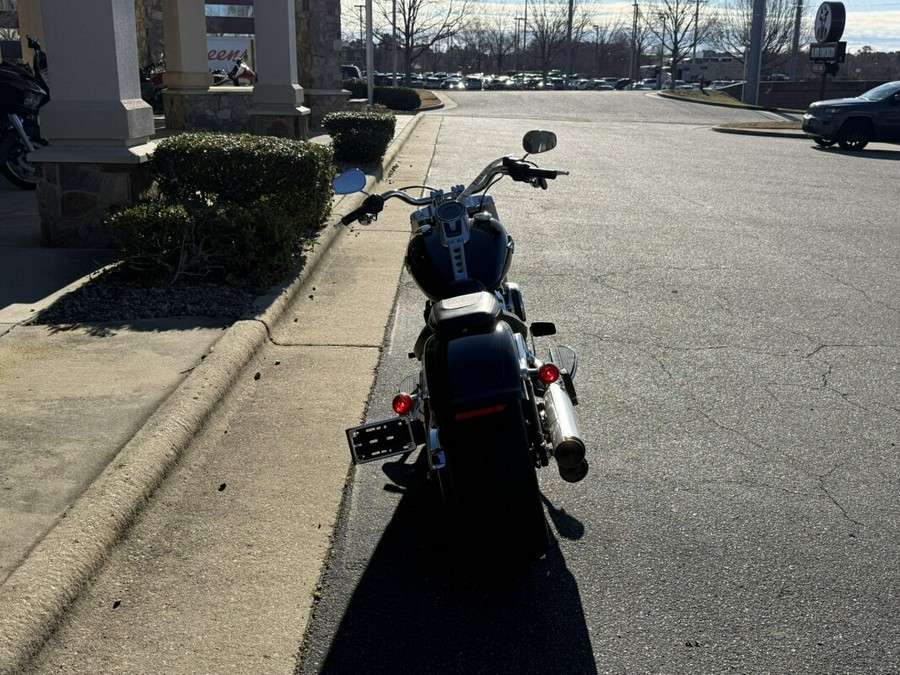 2019 Harley-Davidson® Fat Boy® 114 Midnight Blue