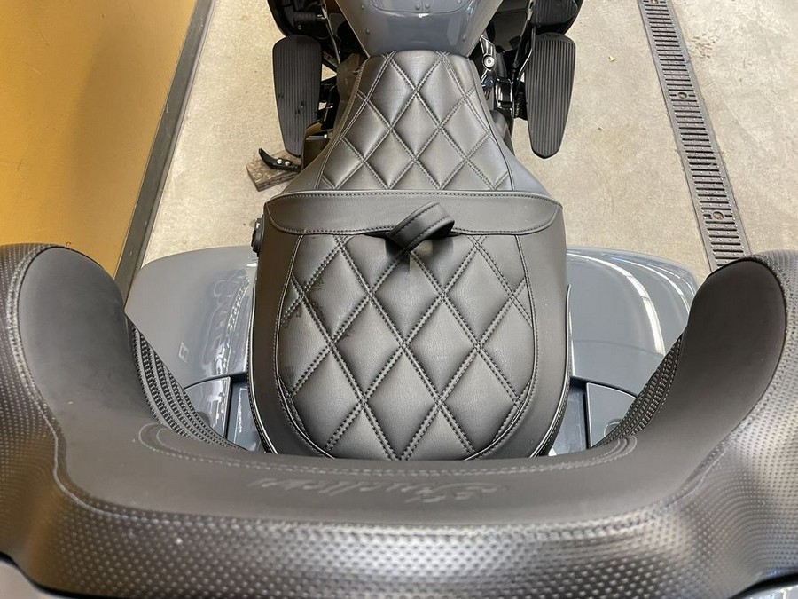 2023 Indian Motorcycle® Pursuit Dark Horse Stealth Gray