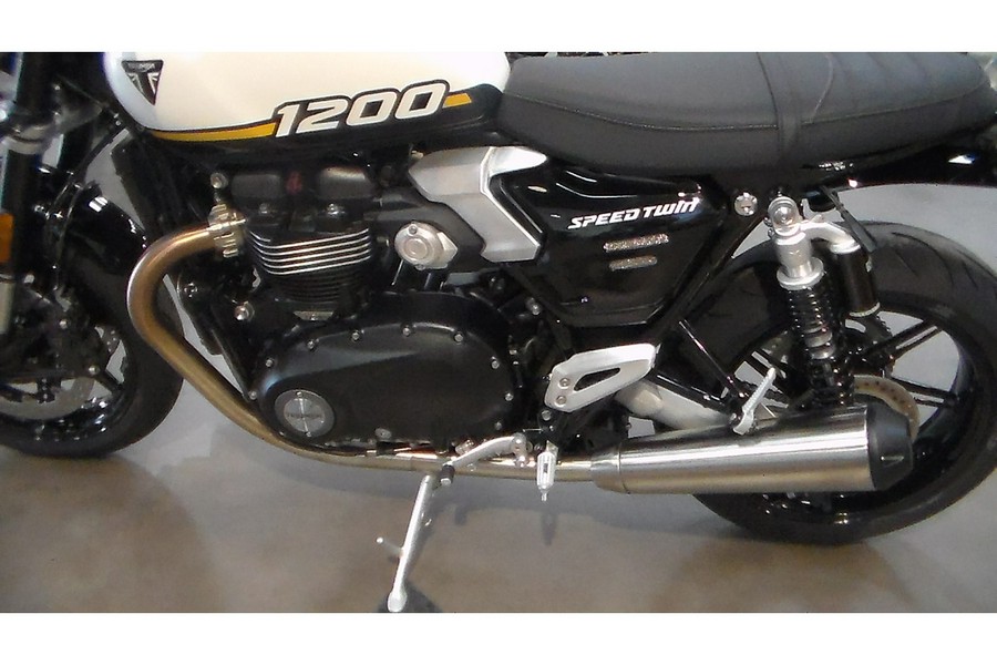 2026 Triumph Speed Twin 1200 Base