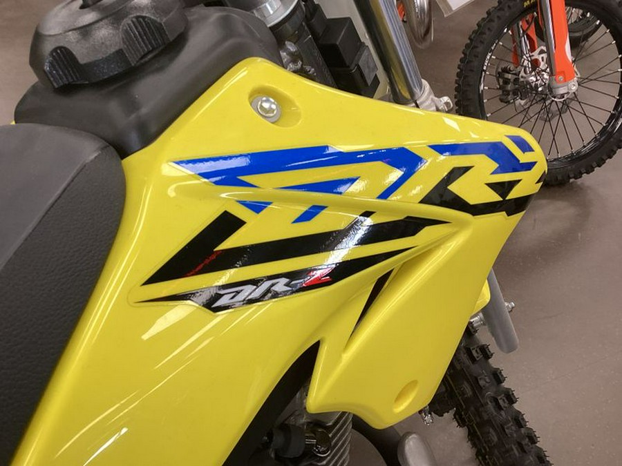 New 2024 SUZUKI DRZ125L CHAMPION YELLOW NO 2