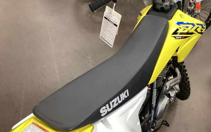 New 2024 SUZUKI DRZ125L CHAMPION YELLOW NO 2