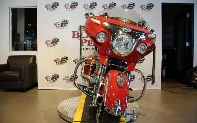 2014 Indian Motorcycle® Chieftain™ Indian Motorcycle® Red