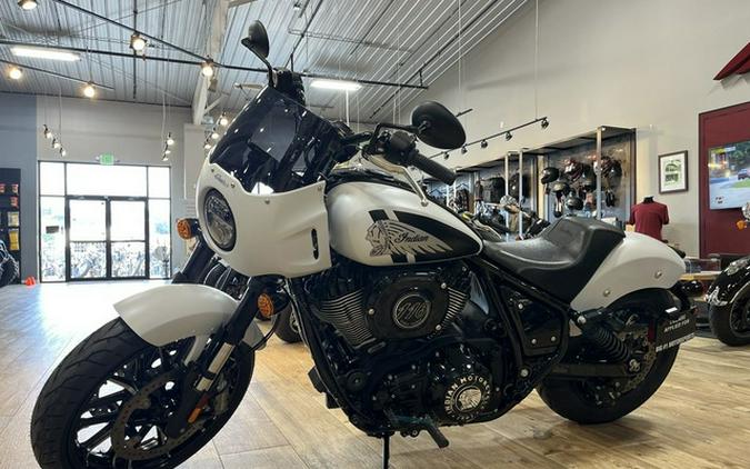 2024 Indian Sport Chief Ghost White Metallic Smoke