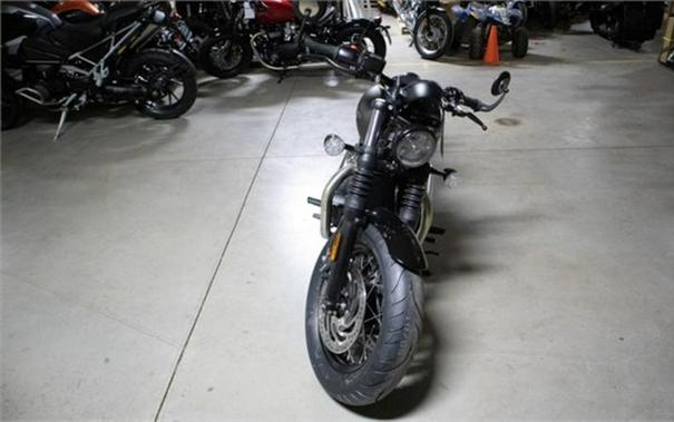 2023 Triumph Bonneville Bobber Matte Storm Grey/Matte Ironstone