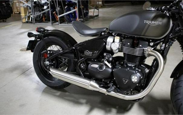 2023 Triumph Bonneville Bobber Matte Storm Grey/Matte Ironstone