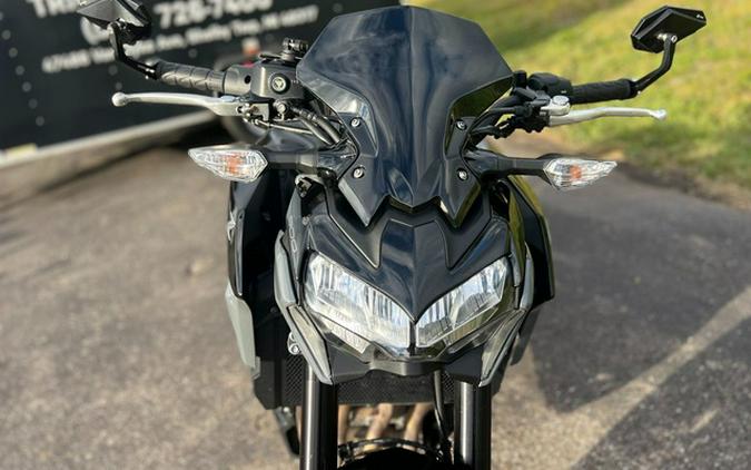 2024 Kawasaki Z900 ABS Metallic Spark Black/Metallic Matte Dark