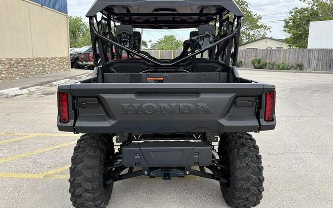 2025 Honda® Pioneer 1000-6 Deluxe Crew