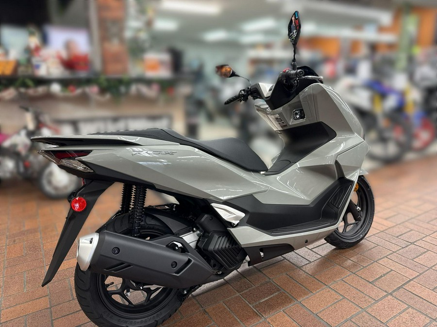 2025 Honda PCX160 ABS