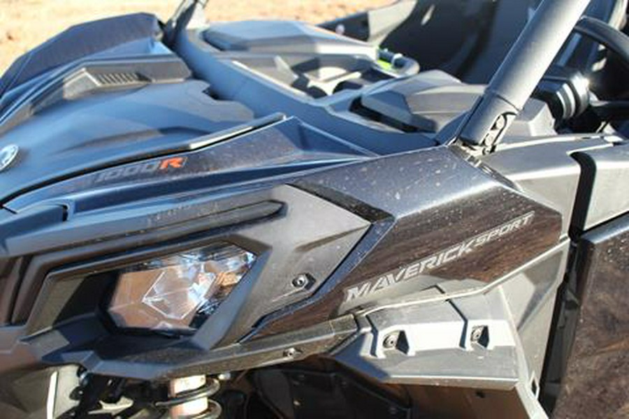 2025 Can-Am Maverick Sport Max DPS