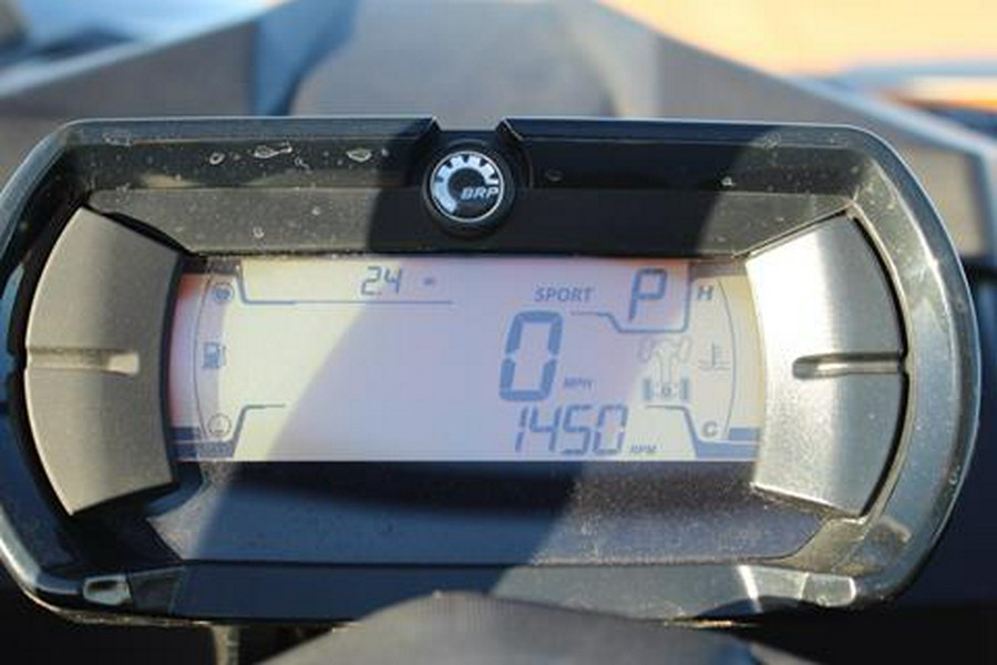 2025 Can-Am Maverick Sport Max DPS