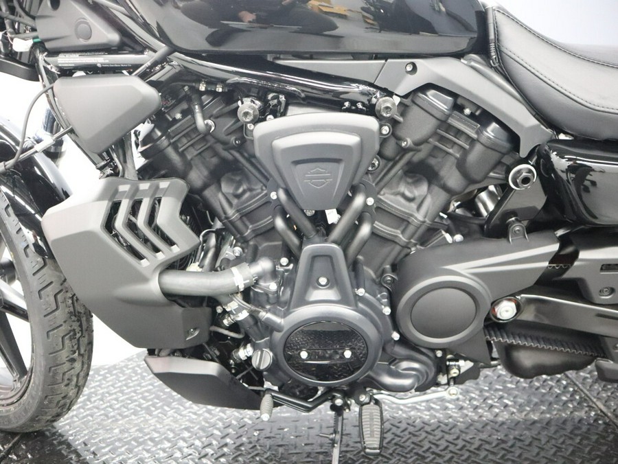 2026 Harley-Davidson® Nightster™ RH975