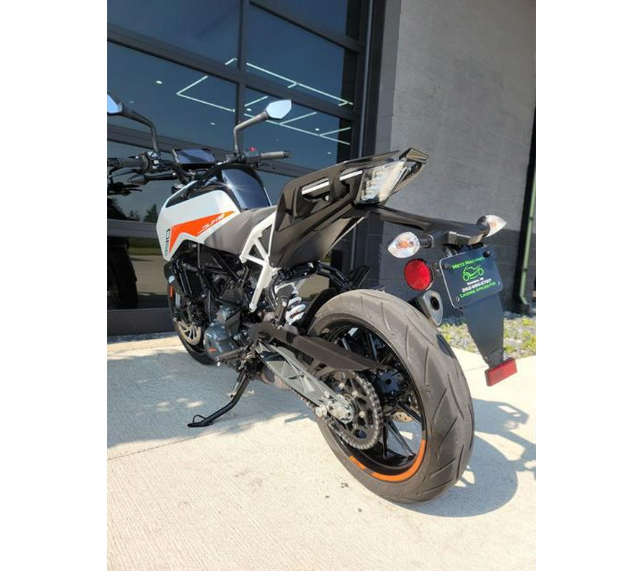 2022 KTM 390 Duke