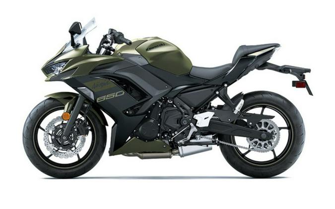 2024 Kawasaki Ninja 650 Metallic Covert GreenMetallic Spark Bl
